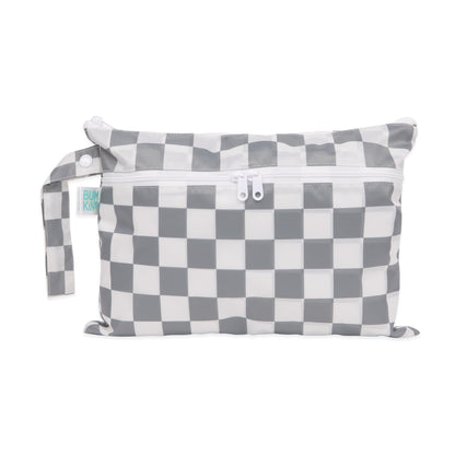 Bumkins Waterproof Hanging Wet Bag Large for Baby, Laundry, Dirty Clothes, Travel, Swim Suit, Cloth Diapers, Pool, Towels, Daycare, Beach, Zip Reusable Bag, Wetdry Vacation Packing, XL Boho Beige