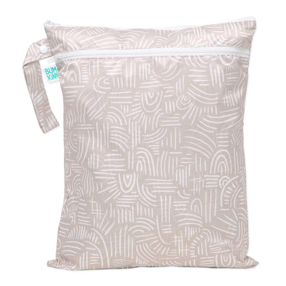 Bumkins Waterproof Hanging Wet Bag Large for Baby, Laundry, Dirty Clothes, Travel, Swim Suit, Cloth Diapers, Pool, Towels, Daycare, Beach, Zip Reusable Bag, Wetdry Vacation Packing, XL Boho Beige